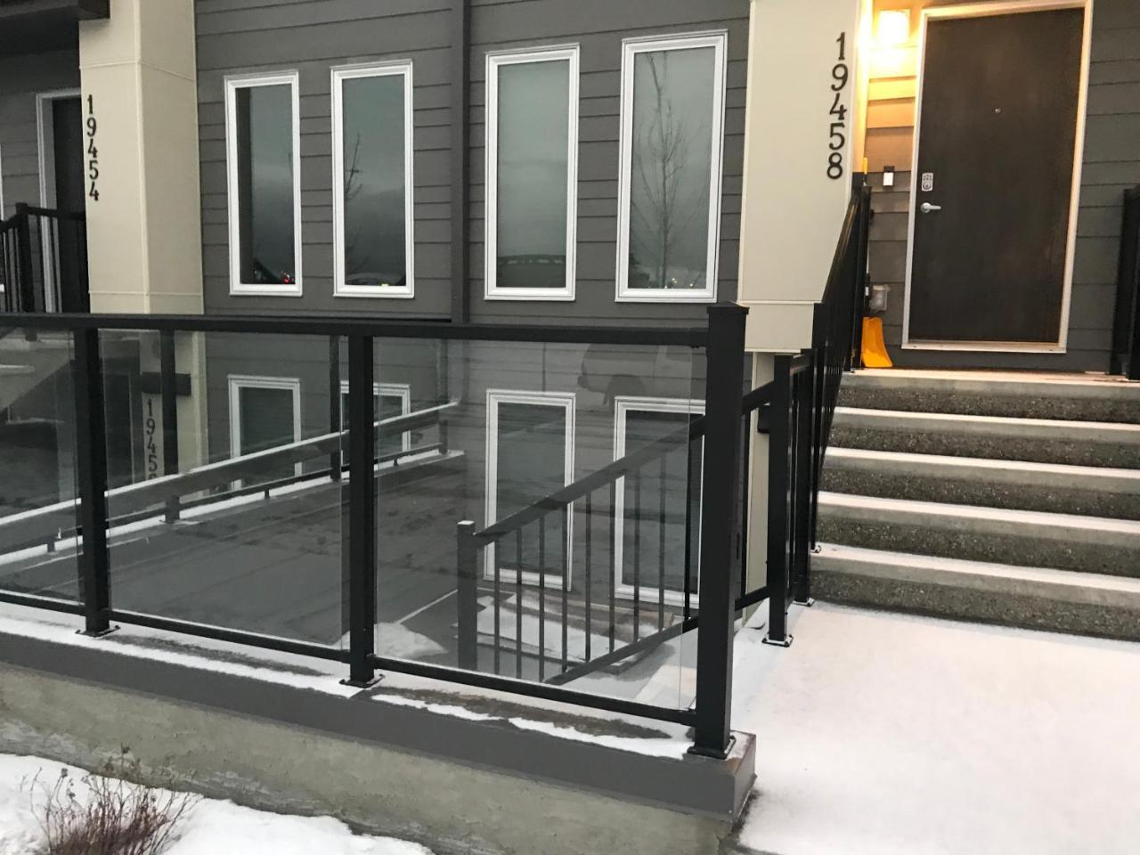 Home Sweet Condo Calgary Zewnętrze zdjęcie